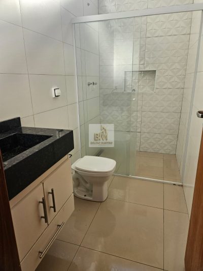Casa Solange porcelanato 2 dormitórios
