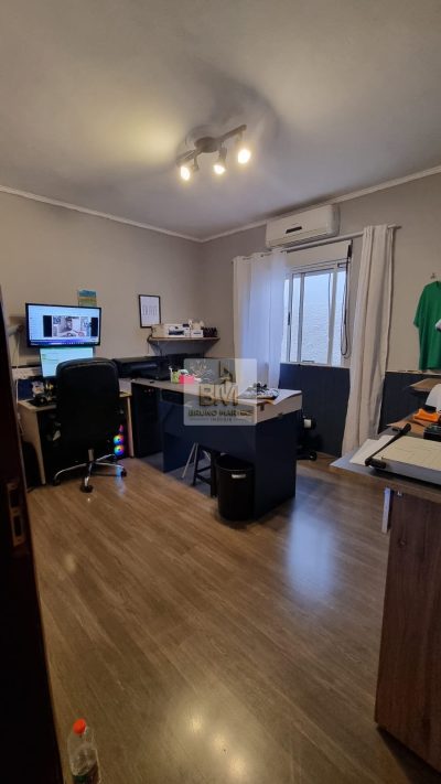 Casa Jd Aeroporto 3 d com armários, ótima localização