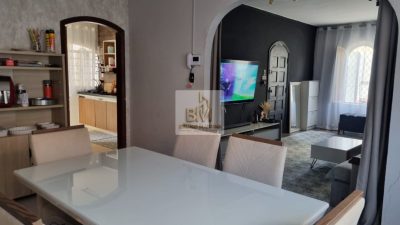 Casa Jd Aeroporto 3 d com armários, ótima localização