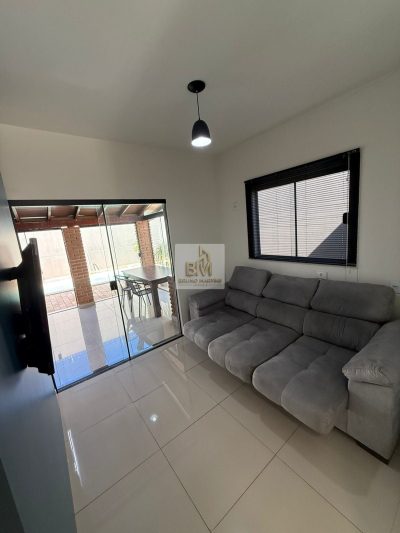Casa Agudos com piscina aquecida