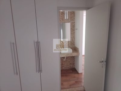 Apartamento Aguas do Sobrado com armário