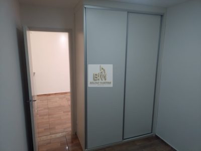 Apartamento Aguas do Sobrado com armário