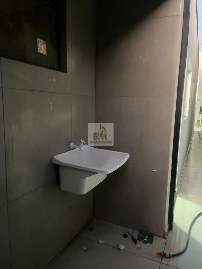 Casa Pq Roosevelt porcelanato terreno no fundo